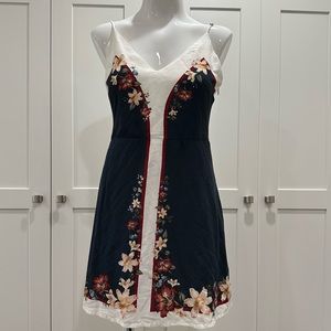 Farm Rio Blue Floral Mini Dress Size Medium